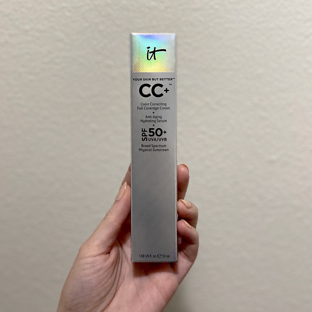 It cosmetics CC+ cream in fair light